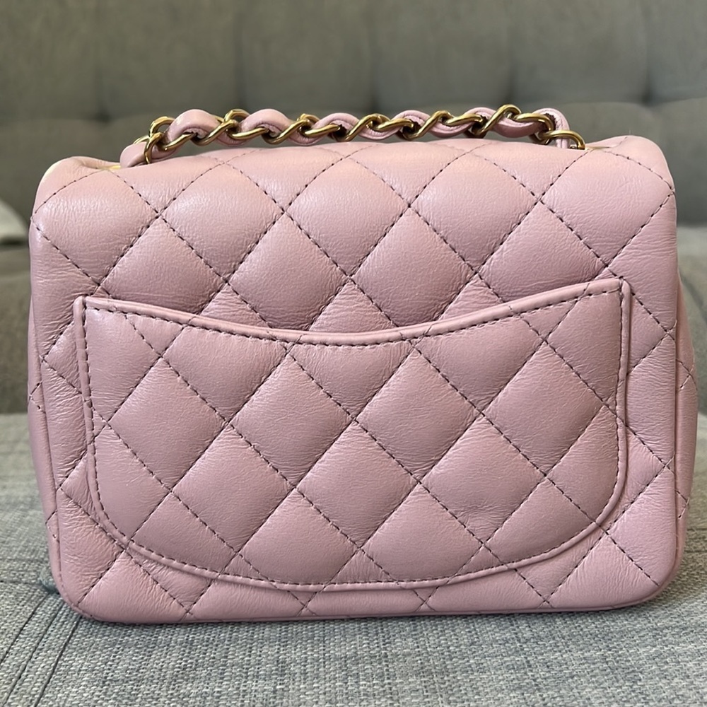 Chanel 22a Light Pink with Light Gold Hardware Square Mini Lambskin - Picture 6 of 17